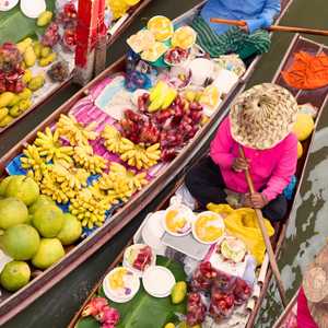 Urcă în autobuzul decapotabil în Bangkok, Thailanda – Descoperă atracții de top, monumente și comori ascunse cu un tur hop-on hop-off în 2026